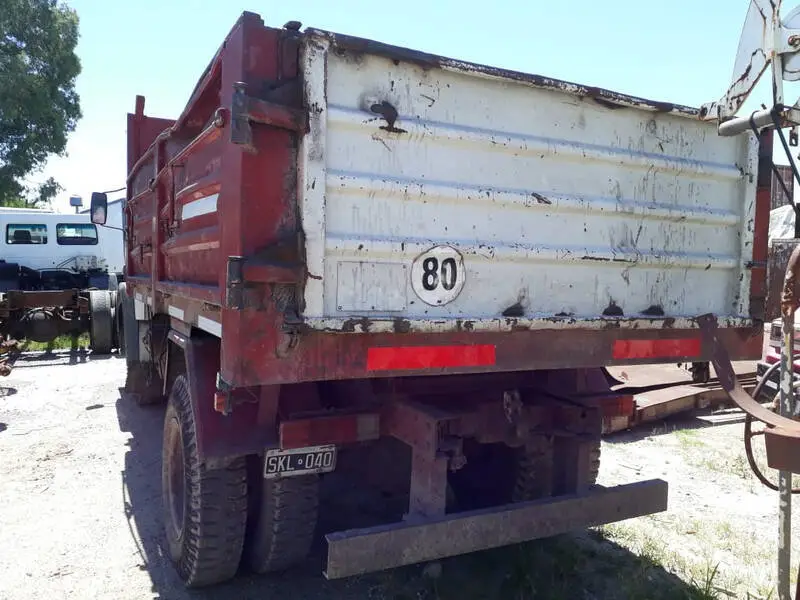 Cami N Volcador Con Hidrogrua Y Almeja Marca Fiat Iveco Agrofy