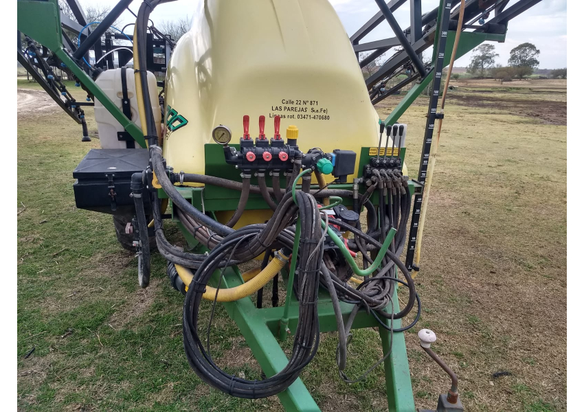 Caiman Serie A 3000 Litros | Agrofy