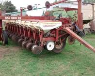 Sembradora Apache 6100