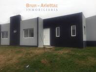 Vendo Casa 3 Dormitorios Nueva - Villa Elisa Entre Rios