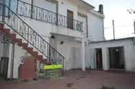 Casa Con Dptos En Venta En Gualeguaychú.