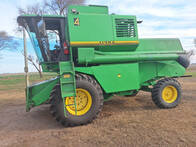 Cosechadora John Deere 1175A