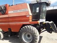 Cosechadora Massey Ferguson MF 34 Usada 2004