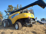 New Holland 9060- 2014