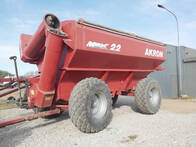 Tolva Akron Max 22 Tn. Balanza, Sinfines Sementados.