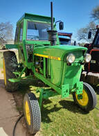 Tractor John Deere 2420