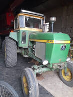 Tractor John Deere 3330