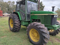 Tractor John Deere 6605