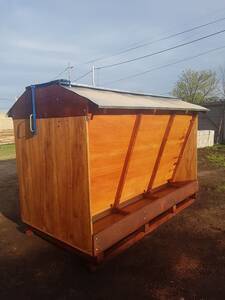 Comedero Tolva Autoconsumo 2000 Kgs. Agraso Maderas.