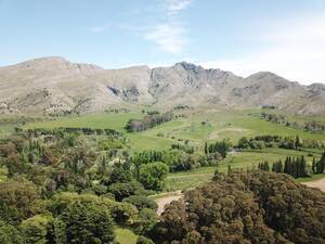 8.800 Ha. Estancia - Sierra De La Ventana