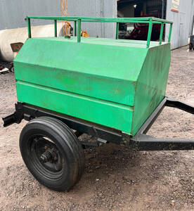 Acoplado Tanque 1000 Lts