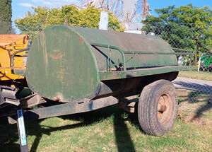 Acoplado Tanque 1500 Lts