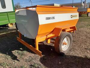 Acoplado Tanque 1500 Lts Mauro