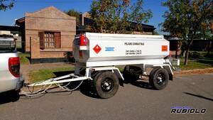 Acoplado Tanque 2 Ejes Para 3000 Lts. Ci1004