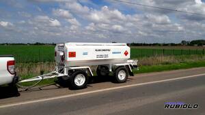 Acoplado Tanque 2 Ejes Para 3000 Lts. Ci1004