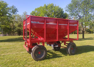 Acoplado Tolva Cerealera Centenario 6T / 7T