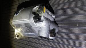Bombas Hidraulicas Deutz A 85 C/divisora De Caudal