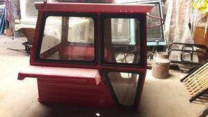 Cabina Tractor Massey Ferguson 1195. Puerta Delantera