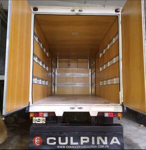 Caja mudancera Mercedes 710