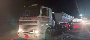Camion Scania 113-360 