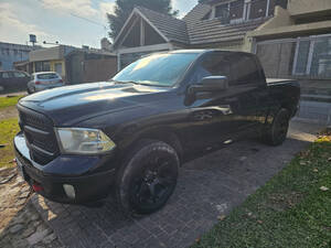 Camioneta Marca Dodge Modelo Ram
