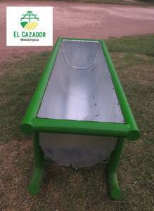 Comedero De Caño Petrolero y Chapa nuevo El cazador