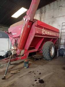 Comofra 14 TN. Año 2007. Balanza Venta. Sinfines cementados. 
