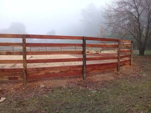 Corrales De Tablas Polo Made