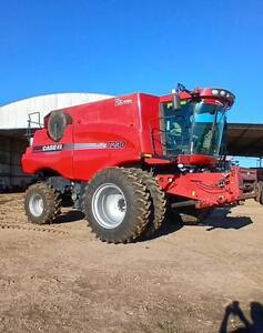Cosechadora CASE IH AF7230, 4x4, Dual, Piloto, Draper MAIZCO 40 Pies, Año 2021