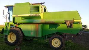 Cosechadora John Deere 1165 