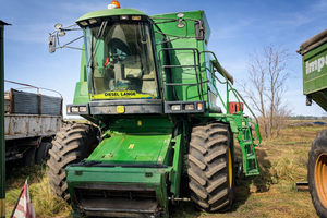 Cosechadora John Deere 1550. Mod 2004