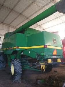 COSECHADORA JOHN DEERE MODELO 99 MODELO 9600