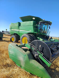 Cosechadora John Deere S680
