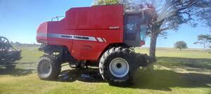 Cosechadora Massey Ferguson 6690