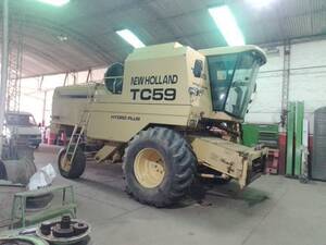 Cosechadora New Holland Tc 59 - 28 Pies