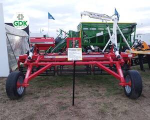 Descompactador De Suelo 9 Púas Alfil.