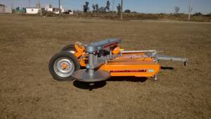Desmalezadora Interfilar 1.50mt Cuchilla Lateral 3 Puntos Y Arrastre Metalbert