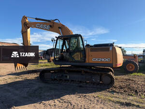 Excavadora CASE USADA CX210C 
