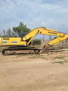 Excavadora Hyundai 210