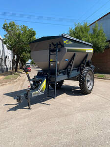 Fertilizadora De Arrastre Bernardin 6500 Lts Titanium Nueva En Venta