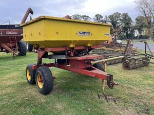 fertilizadora de 3200 kg doble plato
