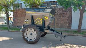 Fertilizadora De Arrastre Bernardin Quasar 3700 Nueva En Venta