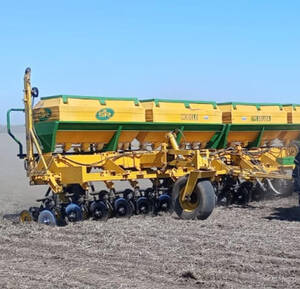Fertilizadora Sr 23 A 35 - Año 2008 - Usado.