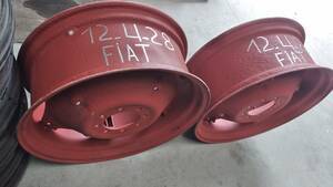 FIAT 12..4.28 LLANTAS TRACTOR