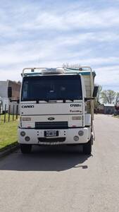 Ford 1722 E