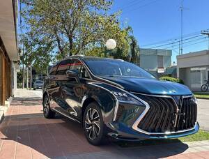FORTHING U TOUR Motor MITSUBISHI 197cv 7 ASIENTOS 0Km My2026 verde cian 