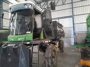 Pulverizadora Automotriz METALFOR FUTURA 2500 AB 2013 - MM-5395