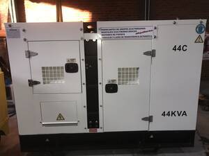 Grupo Electrogeno Cummins 44 Kva en venta nuevo Ary Pergamino