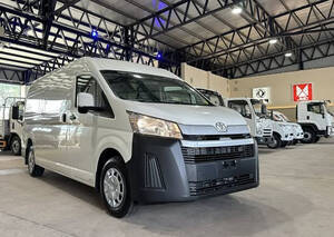 Hiace Furgon L2H2 2.8 Tdi 6 A/t 0Km My2026 Orio Hnos