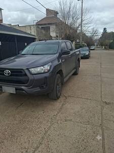 HILUX 4X4 SR 2,8 AT mod 2025